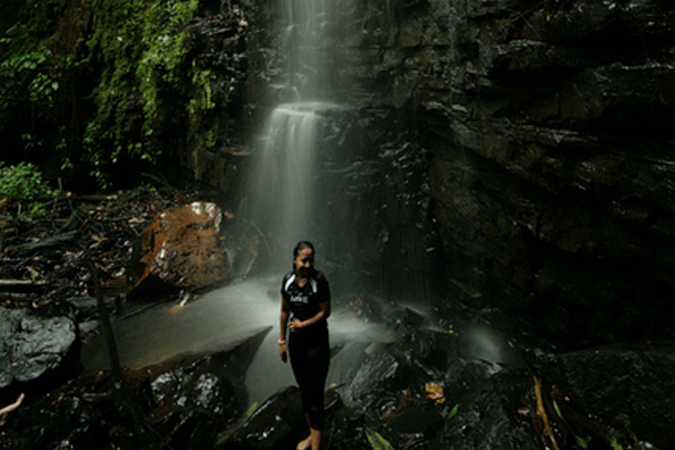 best shoes for hiking waterfalls