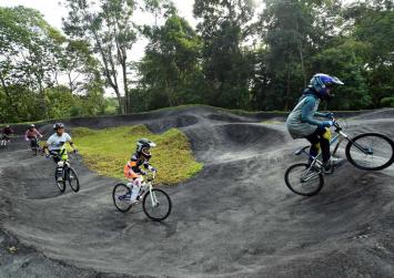 chestnut mountain bike trail