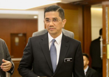 Malaysia Gay Sex Video Third Batch Of Video Clips That Allegedly Implicate Azmin Released Malaysia News Asiaone